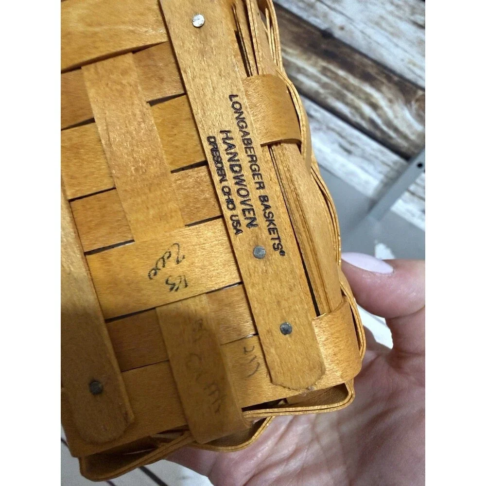 Longaberger 2001 classic